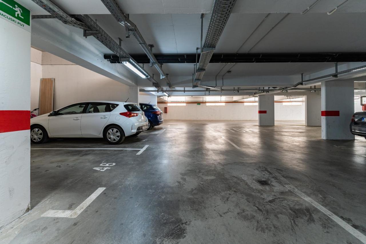 City Lux Apartment 1- With Garage And Balcony Zadar Exterior photo